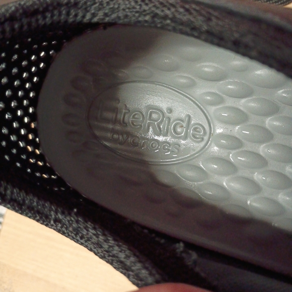 CROCS Black and White Mens Slip Ons - Picture 3 of 3